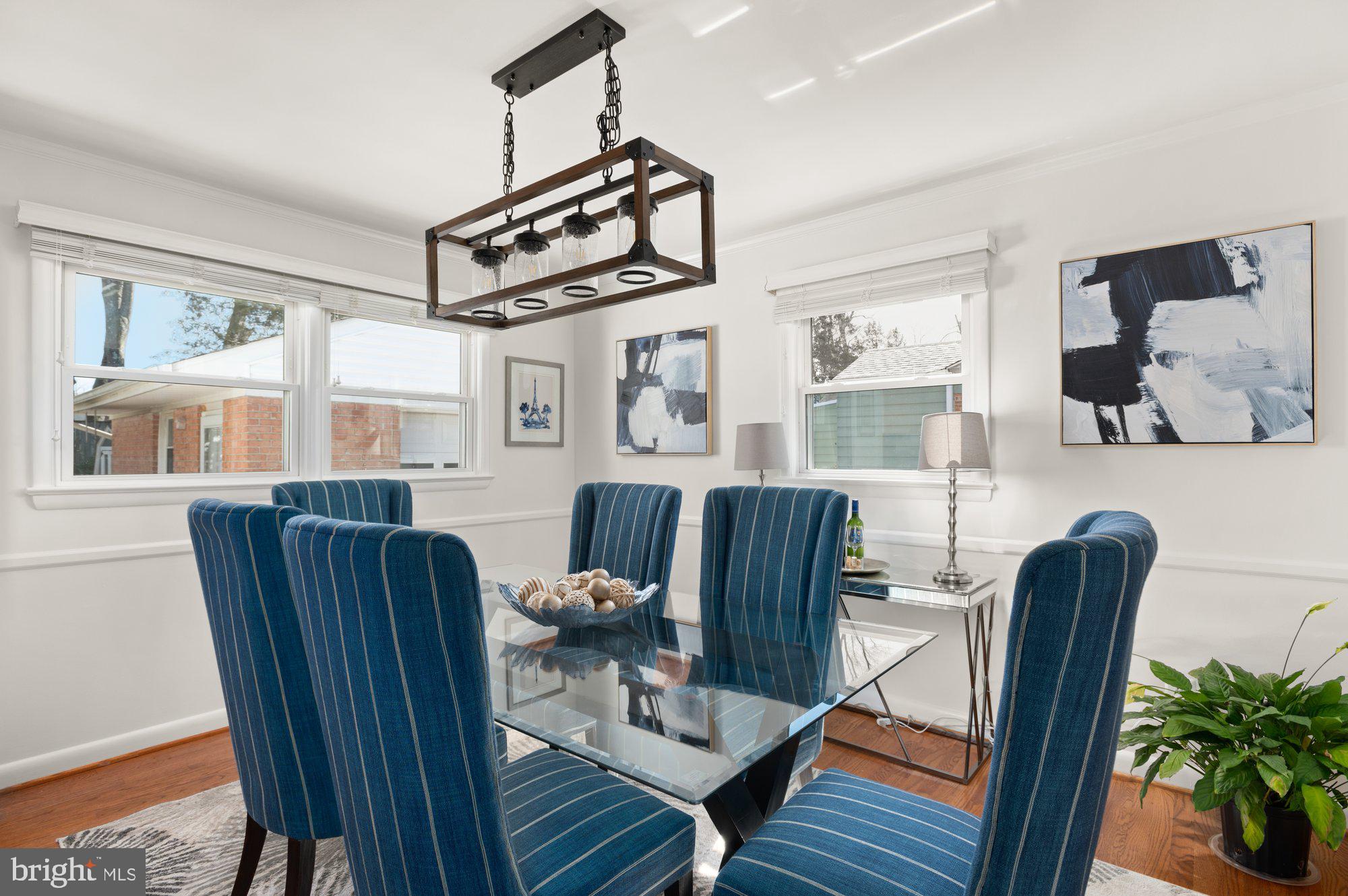 1533 Sinclair Drive McLean, VA 22101 - Photo 11 of 42 Corner Dining Room