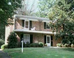 722 Wicklow Road Louisville, KY 40207 - Photo 1 of 1 Primary Photo
