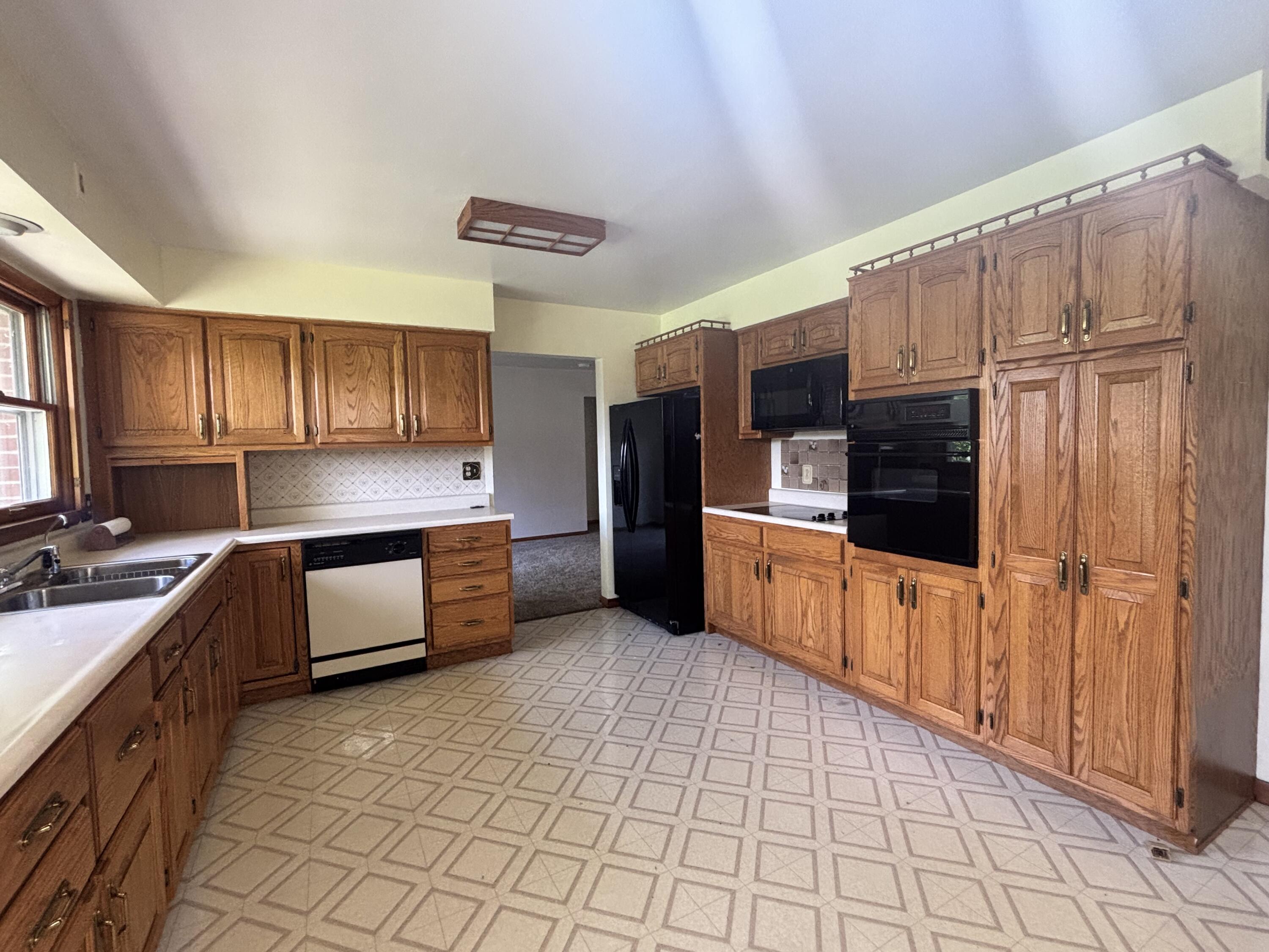570 East Amsler Road Rensselaer, IN 47978 - Photo 5 of 27 3000x2250