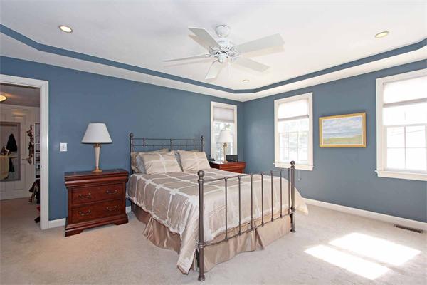 47 Richards Road Southborough, MA 01772 - Photo 12 of 21 Gallery Image 12