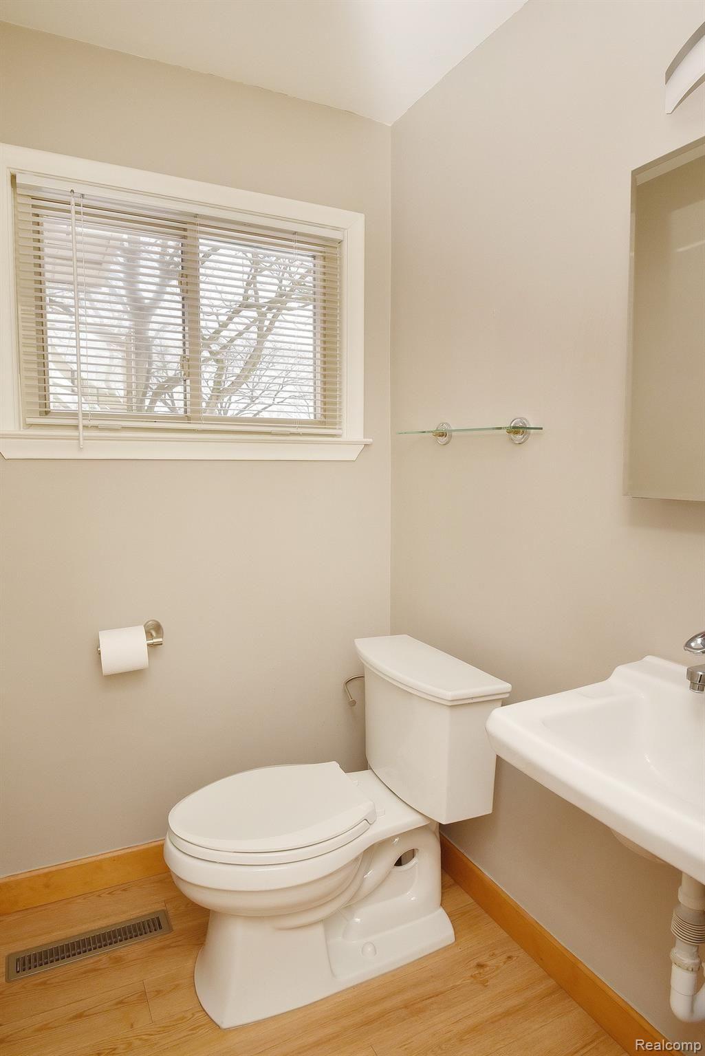 968 South Reading Road Bloomfield Hills, MI 48304 - Photo 14 of 26 968 Reading_18.JPG