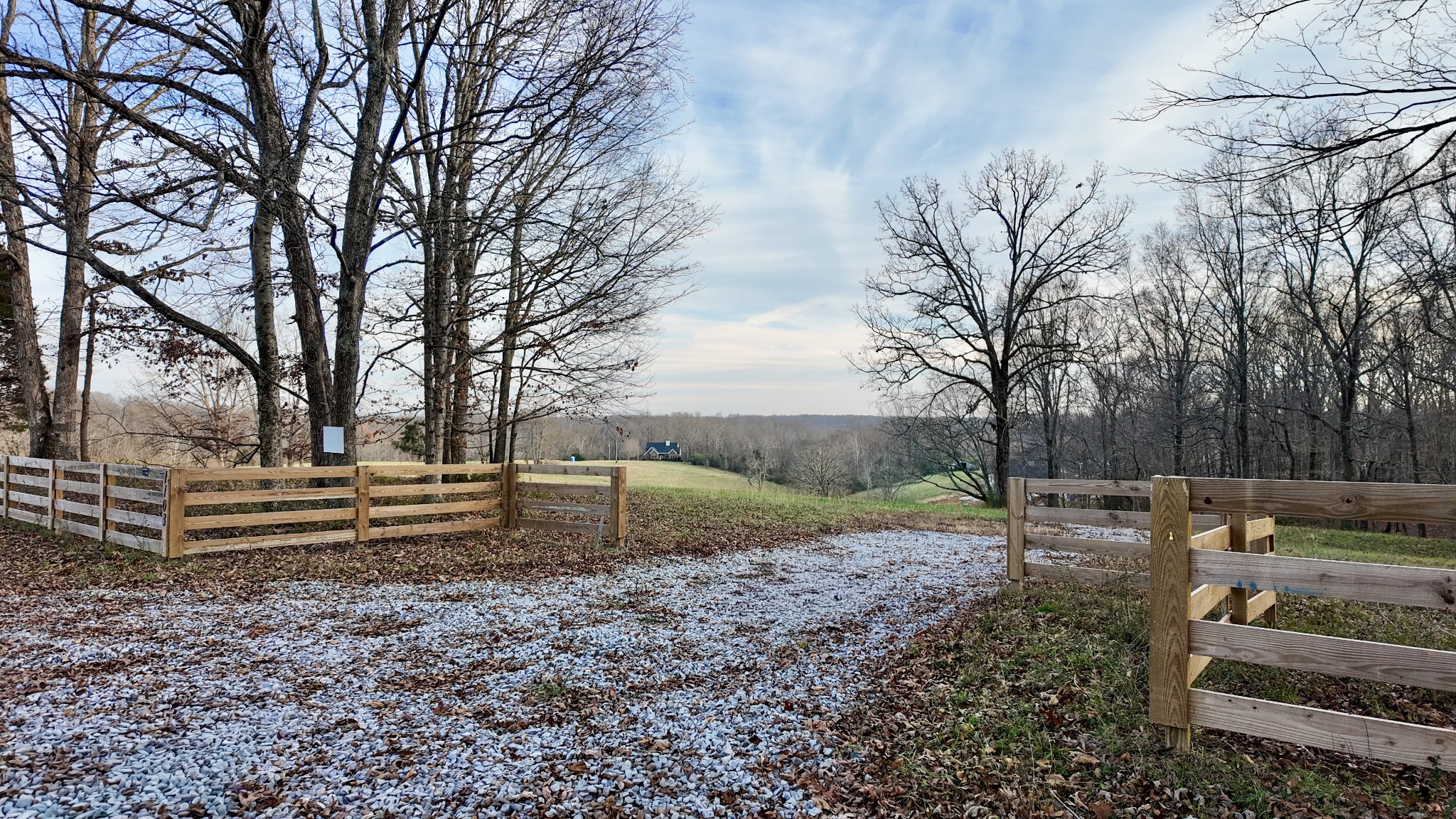 1103 Cowan Road Dickson, TN 37055 - Photo 4 of 15 a view of a backyard with large trees
