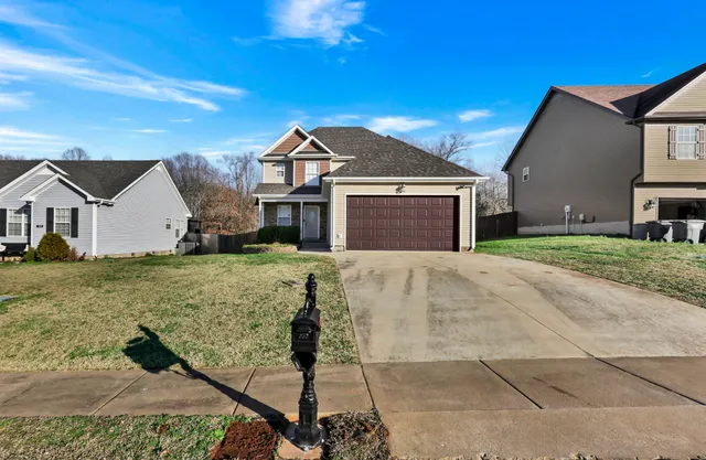 $305,000 | 1209 Meachem Drive, Clarksville, TN 37042