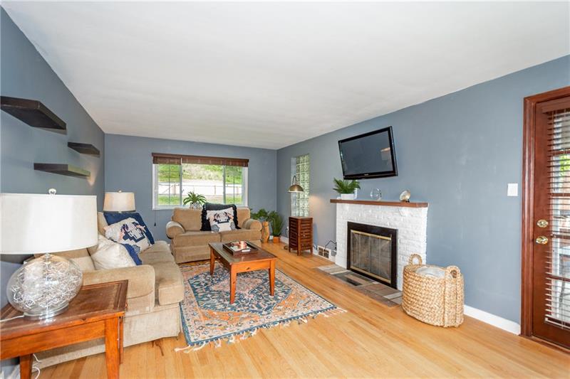 66 Maplewood Road Pittsburgh, PA 15209 - Photo 3 of 20 Gallery Image 3