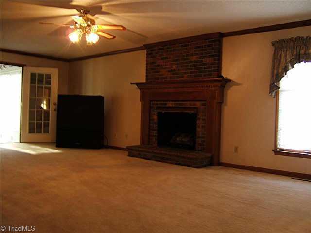 313 Walnut Grove Road Archdale, NC 27263 - Photo 4 of 8 Other.