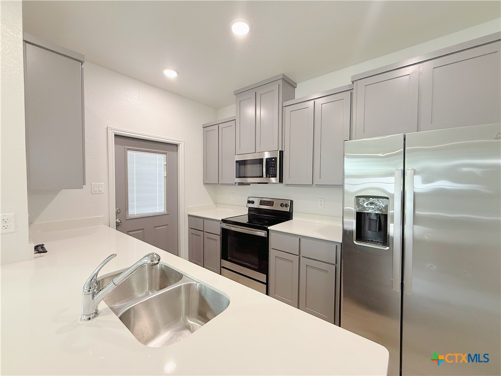 215 Riptide Road, Unit A Temple, TX 76501 - Photo 3 of 17