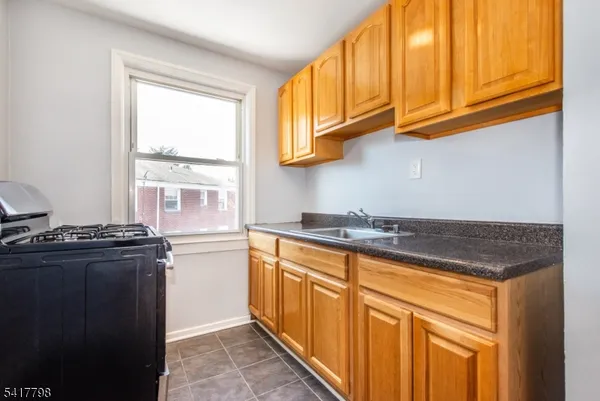 $1,450 | 23 Carpenter Terrace North, Unit 4, Belleville, NJ 07109