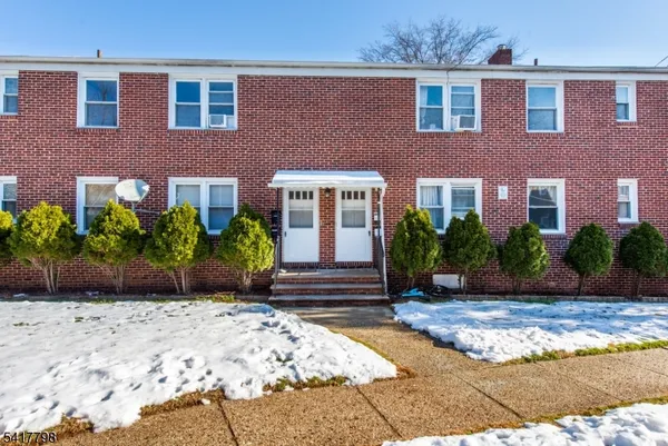 $1,450 | 23 Carpenter Terrace North, Unit 4, Belleville, NJ 07109