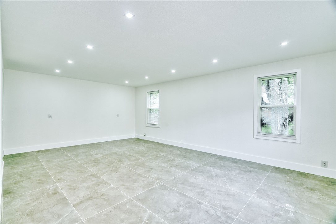 595 Hinchey Road Gates, NY 14624 - Photo 12 of 48 Gallery Image 12