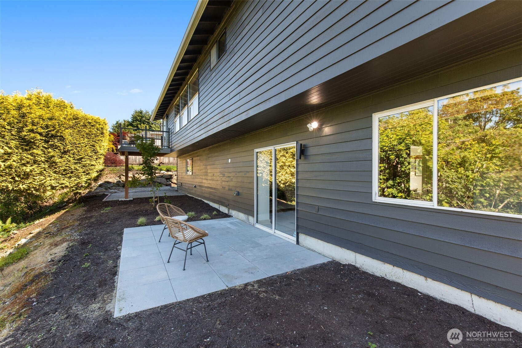9100 Olympic View Drive Edmonds, WA 98026 - Photo 31 of 33