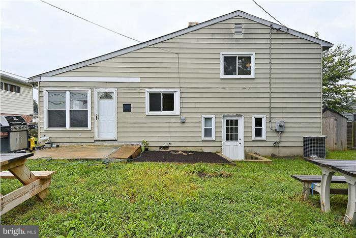 918 Prestwood Road Baltimore, MD 21228 - Photo 1 of 1 Exterior (Rear)