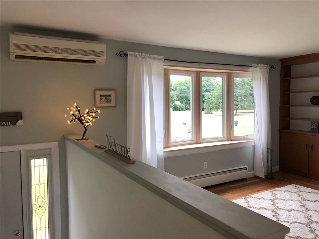 164 Old River Road Lincoln, RI 02865 - Photo 10 of 29 Gallery Image 10