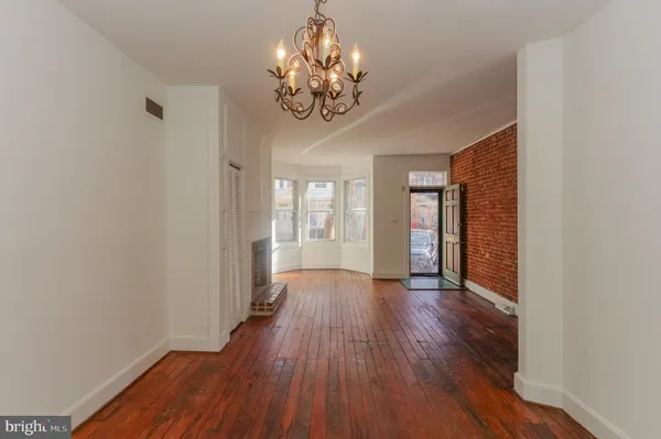 $1,995 | 1019 North Monroe Street, Wilmington, DE 19801