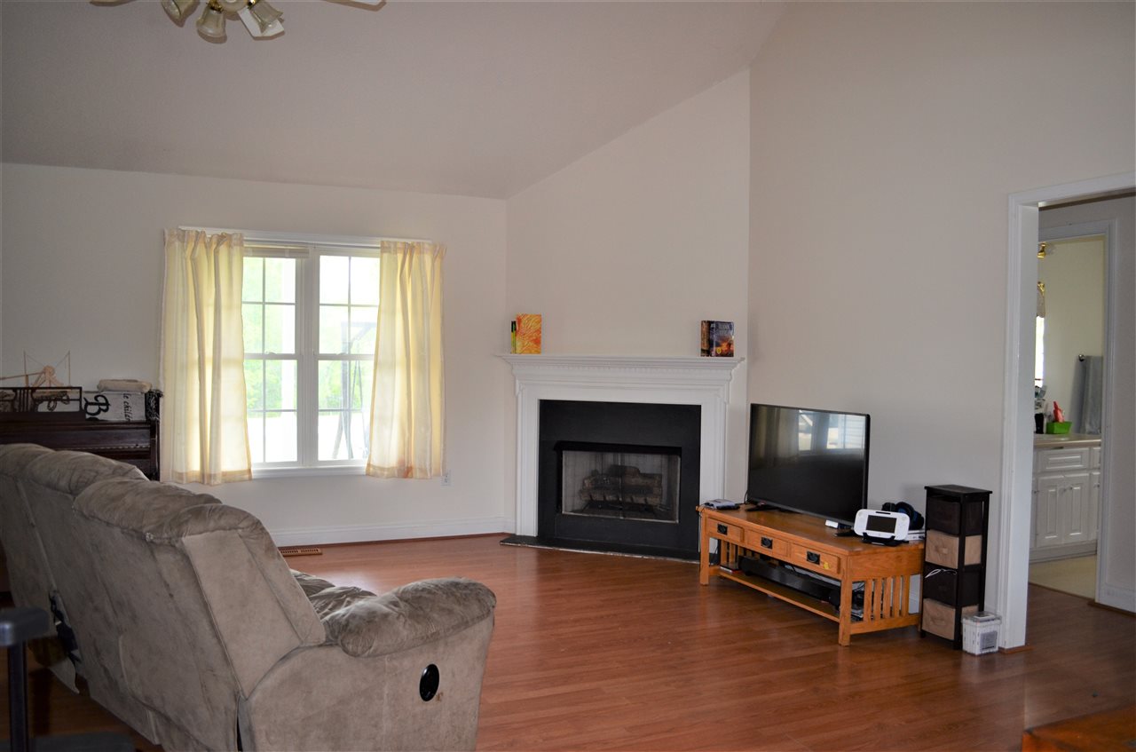 112 Gettys Farm Road Gaffney, SC 29341 - Photo 3 of 21 Gallery Image 3