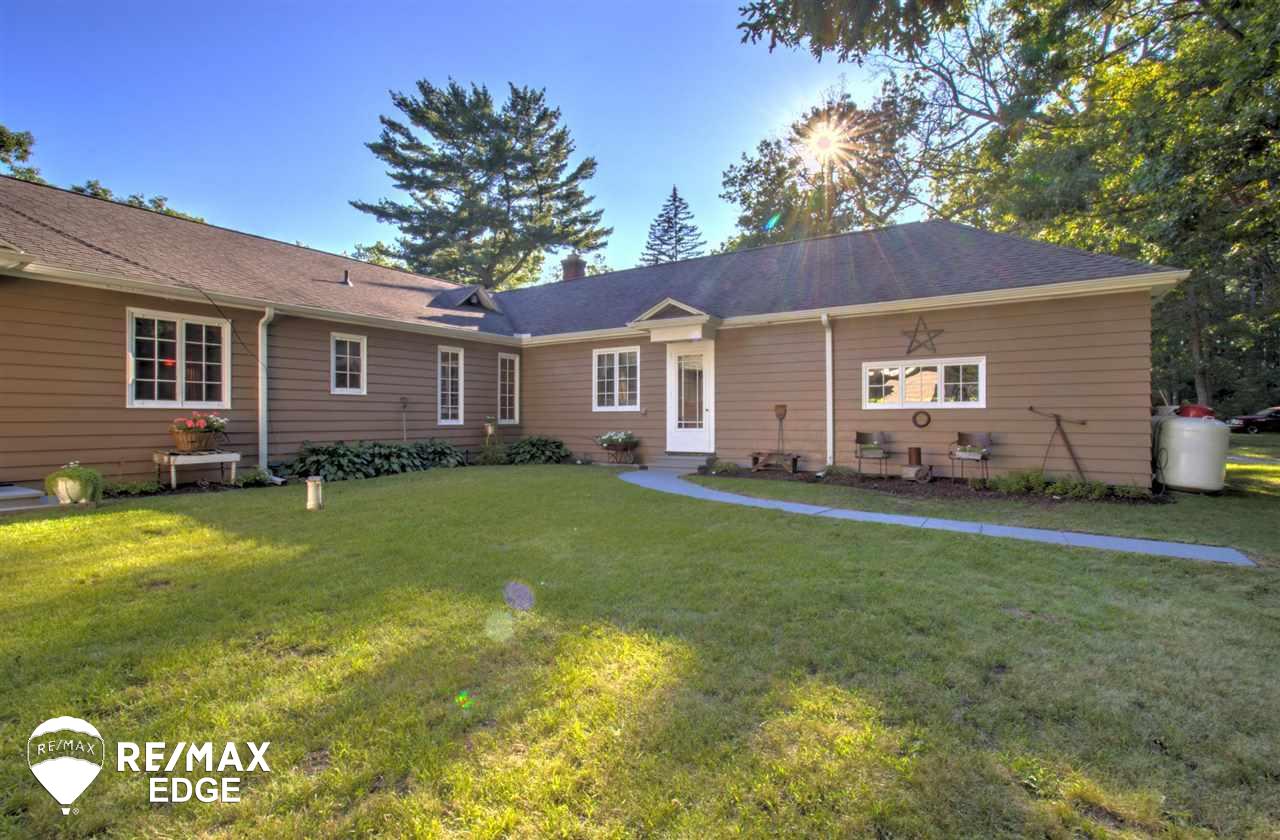 3634 Hannaman Road Columbiaville, MI 48421 - Photo 8 of 62 50054026-7.JPG