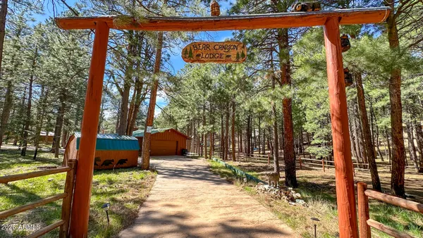 $770,000 | 2499 Canyon Drive, Forest Lakes, AZ 85931