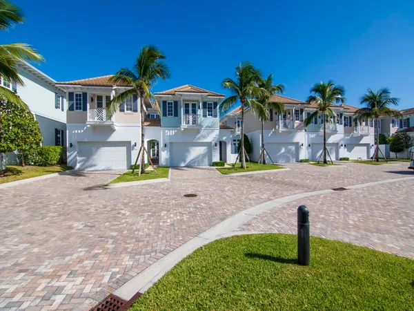 $30,000 | 4770 Jimmy Buffett Mem Highway, Vero Beach, FL 32963