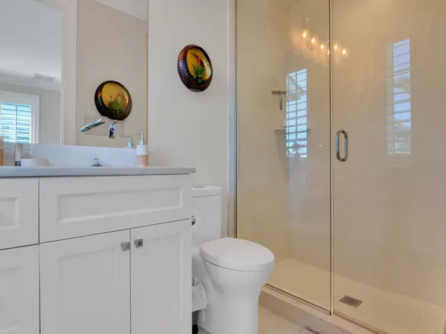 $30,000 | 4770 Florida A1A, Vero Beach, FL 32963