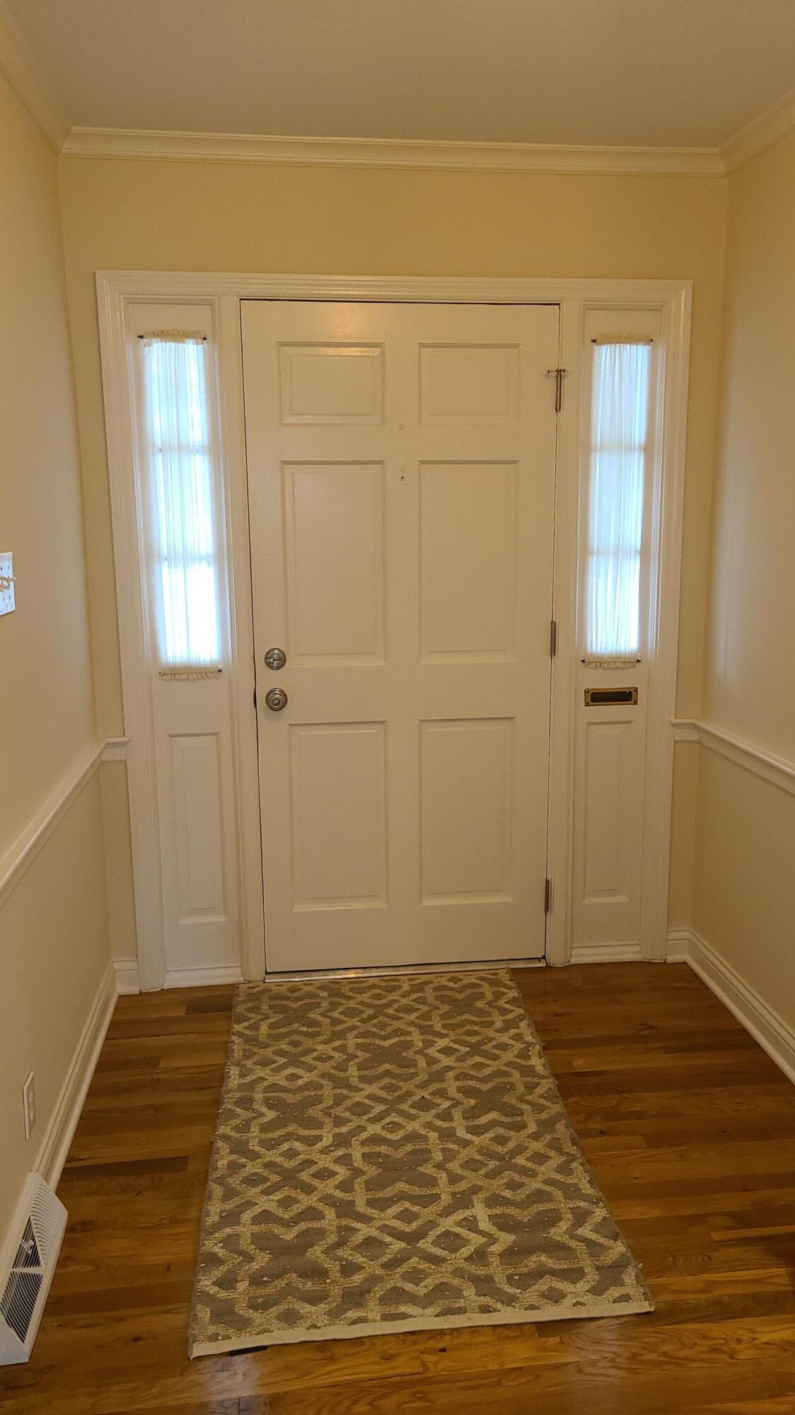 3133 Montavesta Road Lexington, KY 40502 - Photo 5 of 24 20220526_132332
