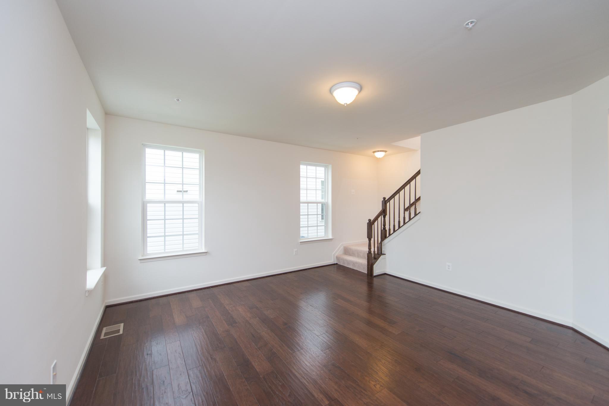 972 Morgan Run Road Baltimore, MD 21220 - Photo 17 of 30 Family Room