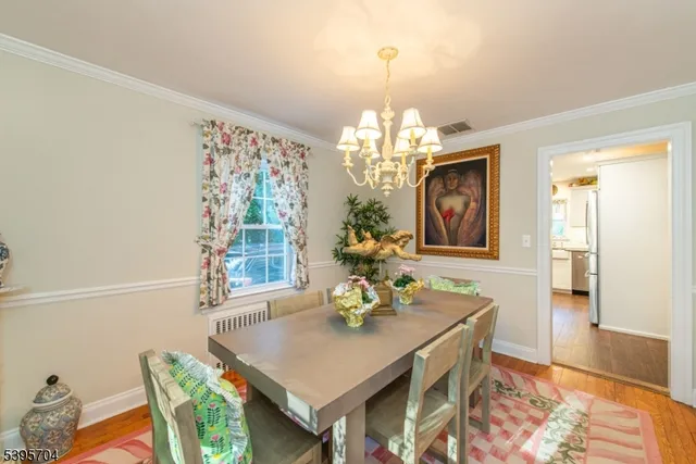 $799,900 | 31 Cleveland Road, Caldwell, NJ 07006