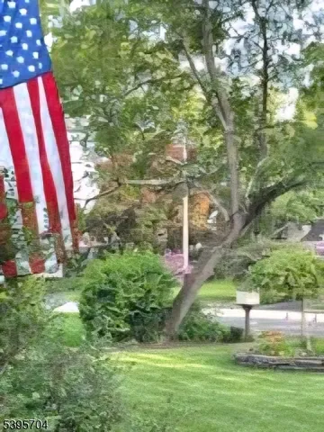 $799,900 | 31 Cleveland Road, Caldwell, NJ 07006