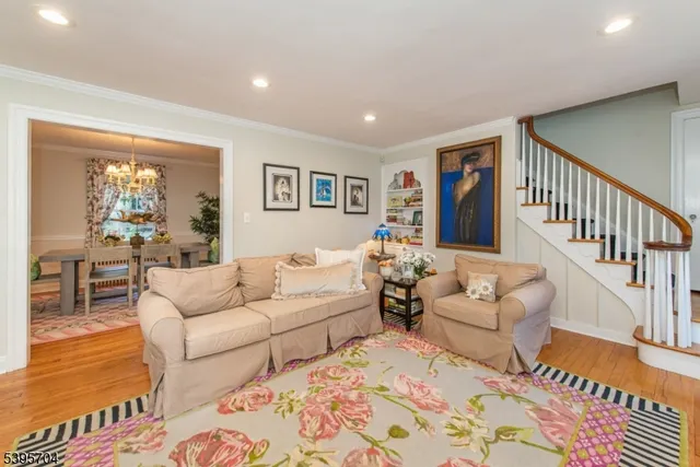 $799,900 | 31 Cleveland Road, Caldwell, NJ 07006