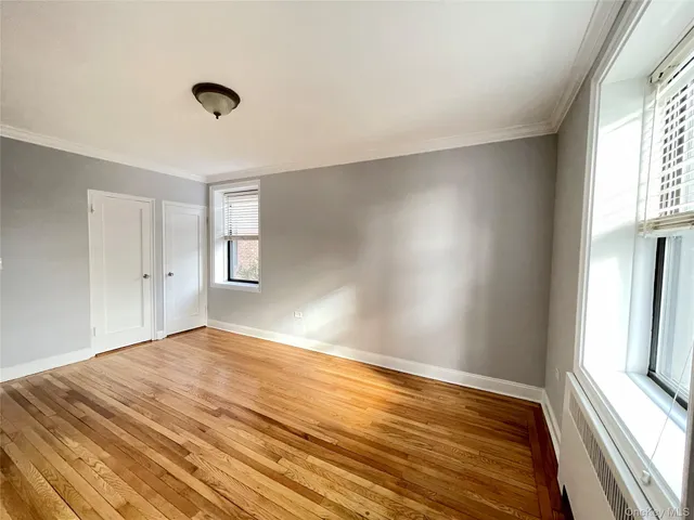 $2,300 | 321 Larchmont Acres, Unit 1B, Larchmont, NY 10538