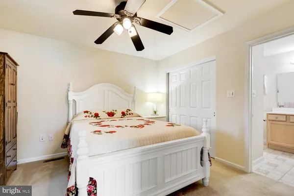 $449,900 | 5 Hardy Court, Lancaster, PA 17602