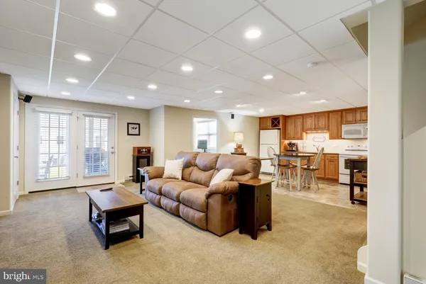 $449,900 | 5 Hardy Court, Lancaster, PA 17602