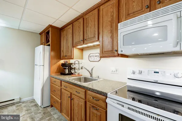 $449,900 | 5 Hardy Court, Lancaster, PA 17602