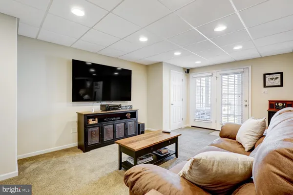 $449,900 | 5 Hardy Court, Lancaster, PA 17602