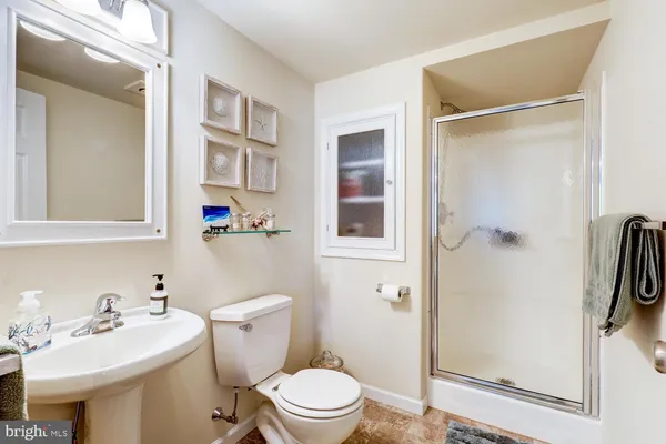 $449,900 | 5 Hardy Court, Lancaster, PA 17602