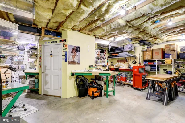 $449,900 | 5 Hardy Court, Lancaster, PA 17602