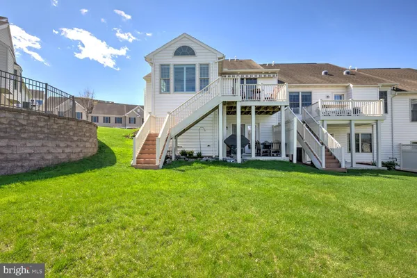 $449,900 | 5 Hardy Court, Lancaster, PA 17602