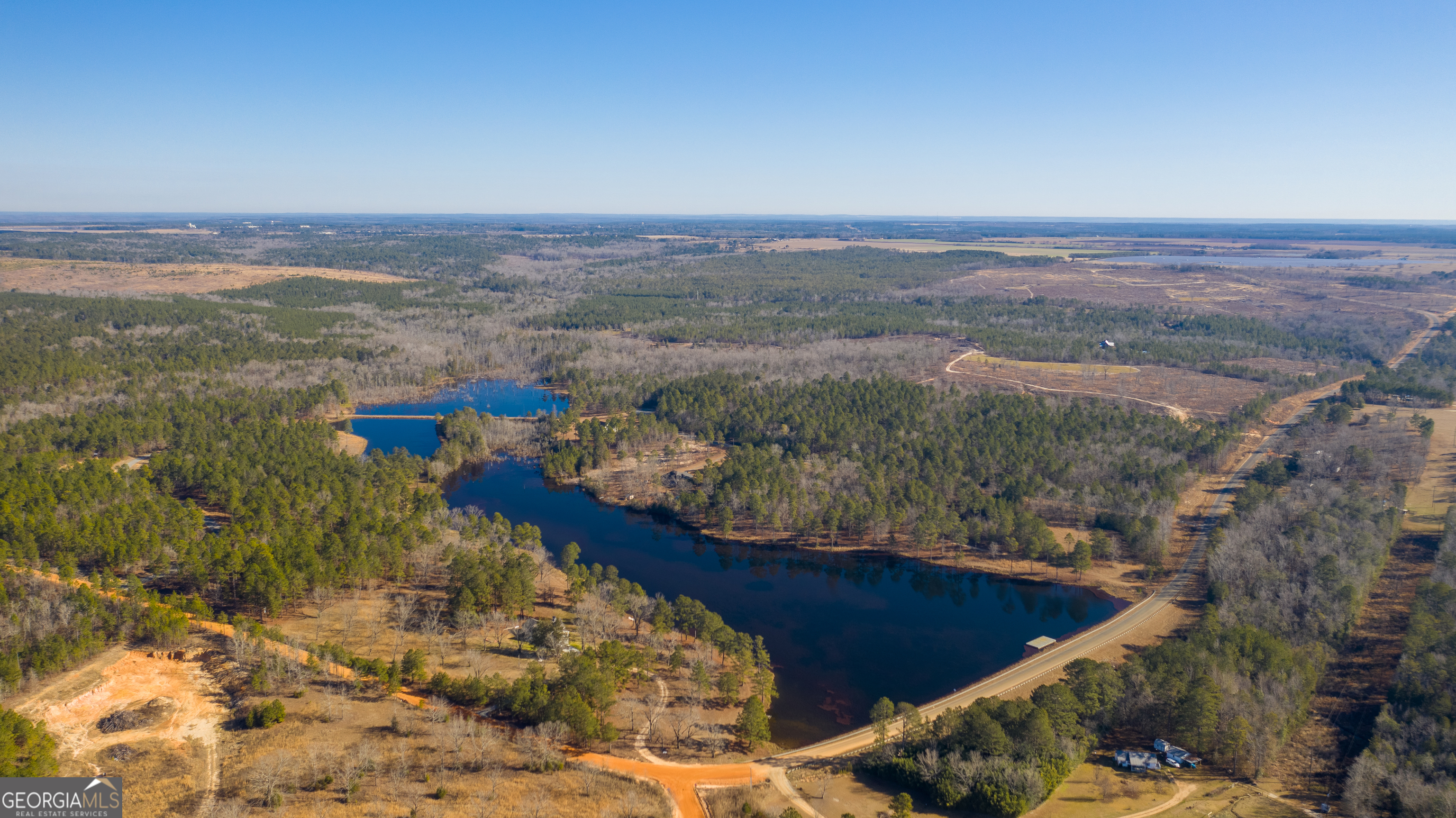 29 Mallard Road Butler, GA 31006 - Photo 3 of 9 a view of a city with ocean view