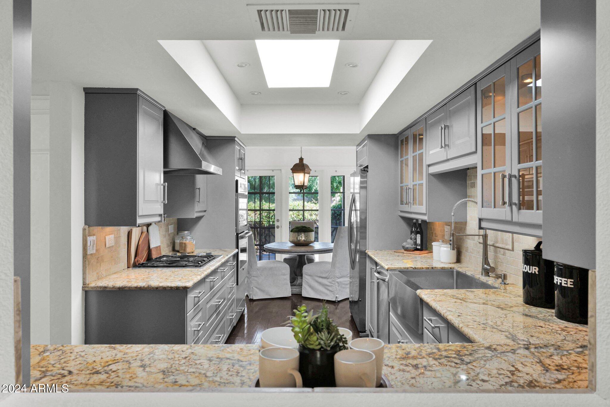 7217 East Valley View Road Scottsdale, AZ 85250 - Photo 4 of 18 Kitchen