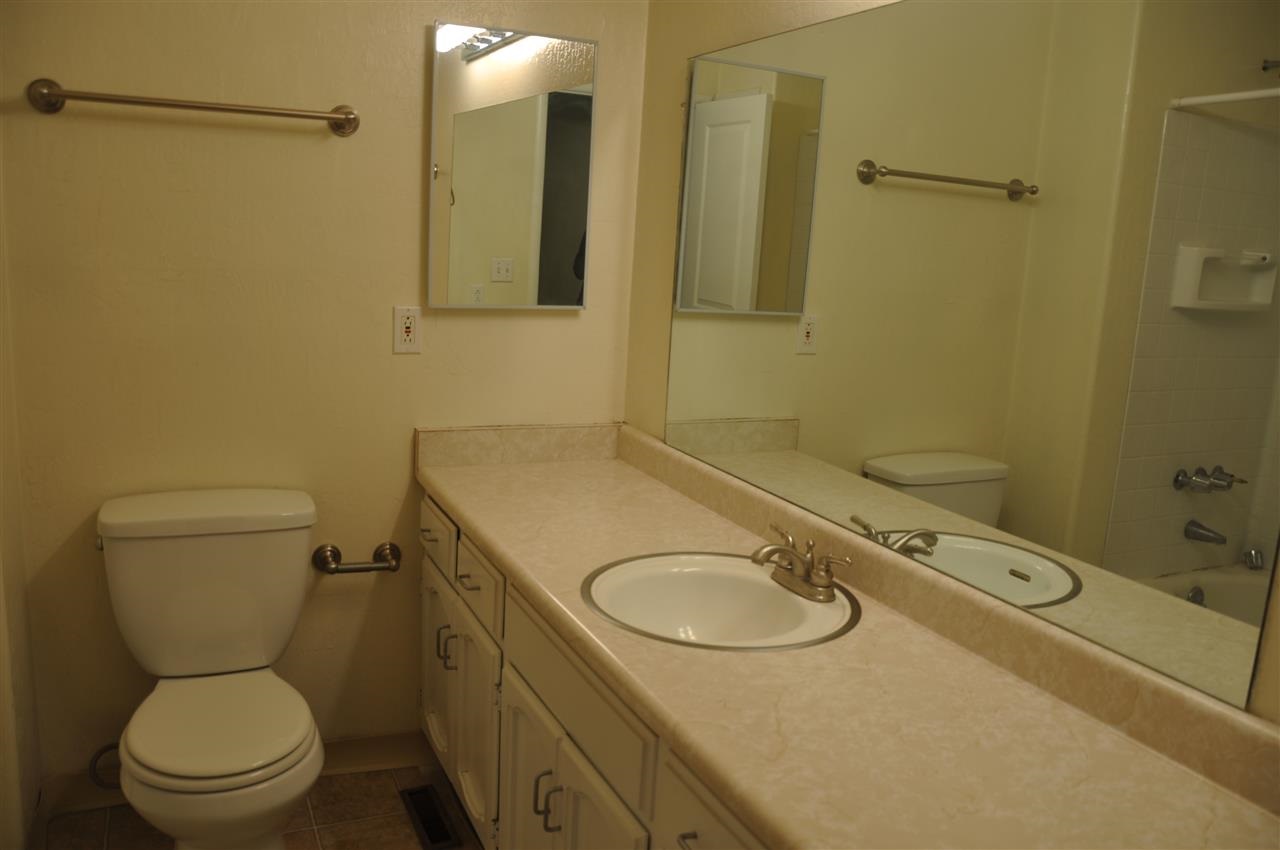 10893 Torrey Pine Road Truckee, CA 96161 - Photo 9 of 14 Gallery Image 9
