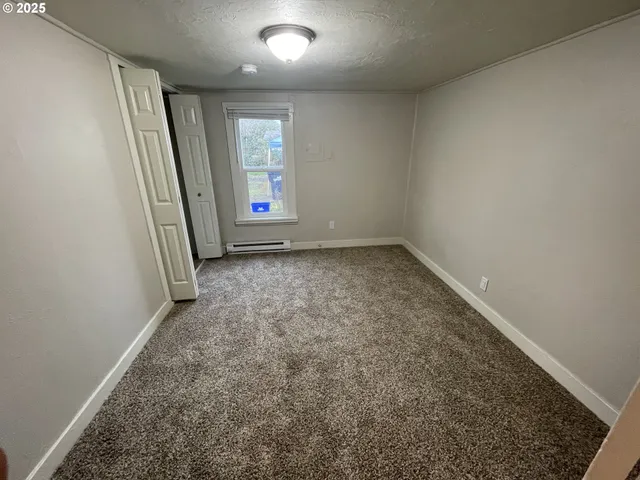 $285,000 | 1890 West 12th Avenue, Eugene, OR 97402