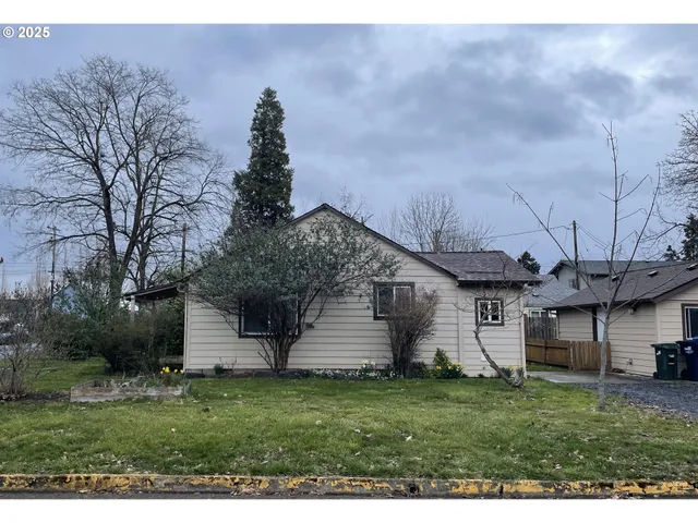 $285,000 | 1890 West 12th Avenue, Eugene, OR 97402