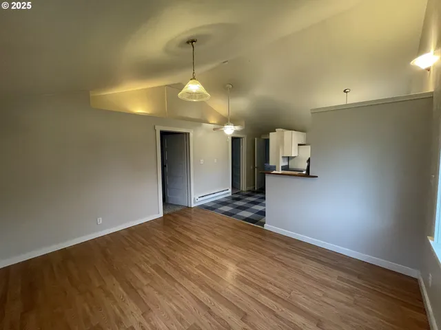 $285,000 | 1890 West 12th Avenue, Eugene, OR 97402