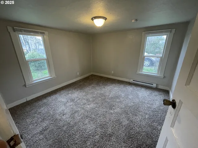 $285,000 | 1890 West 12th Avenue, Eugene, OR 97402