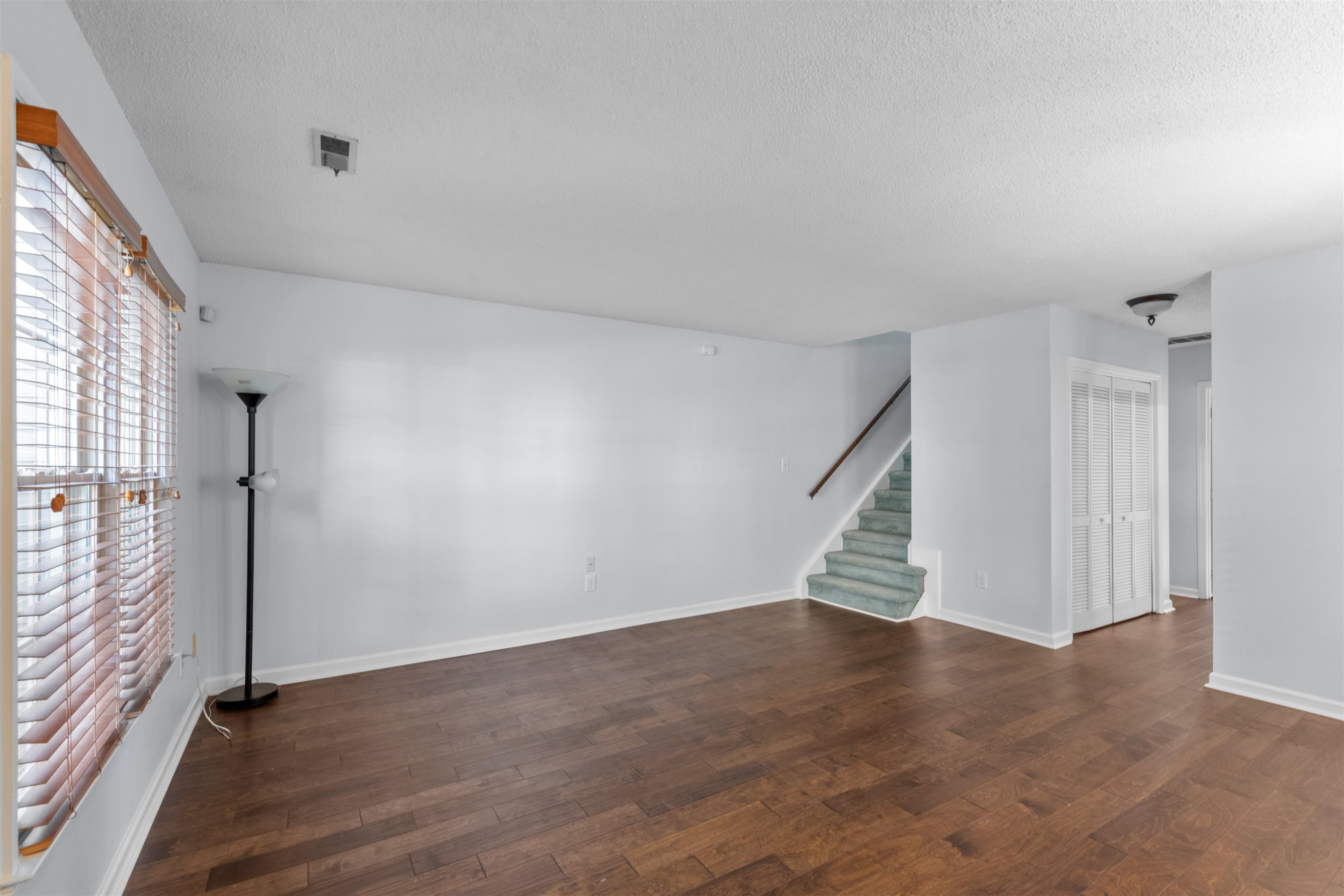 5613 Split Oak Way Raleigh, NC 27609 - Photo 8 of 18 Photo 8