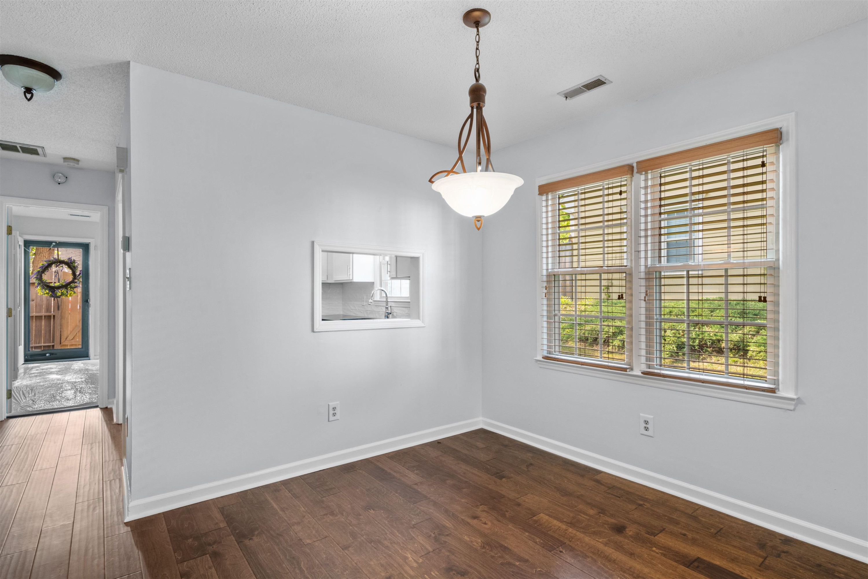 5613 Split Oak Way Raleigh, NC 27609 - Photo 9 of 18 Photo 9