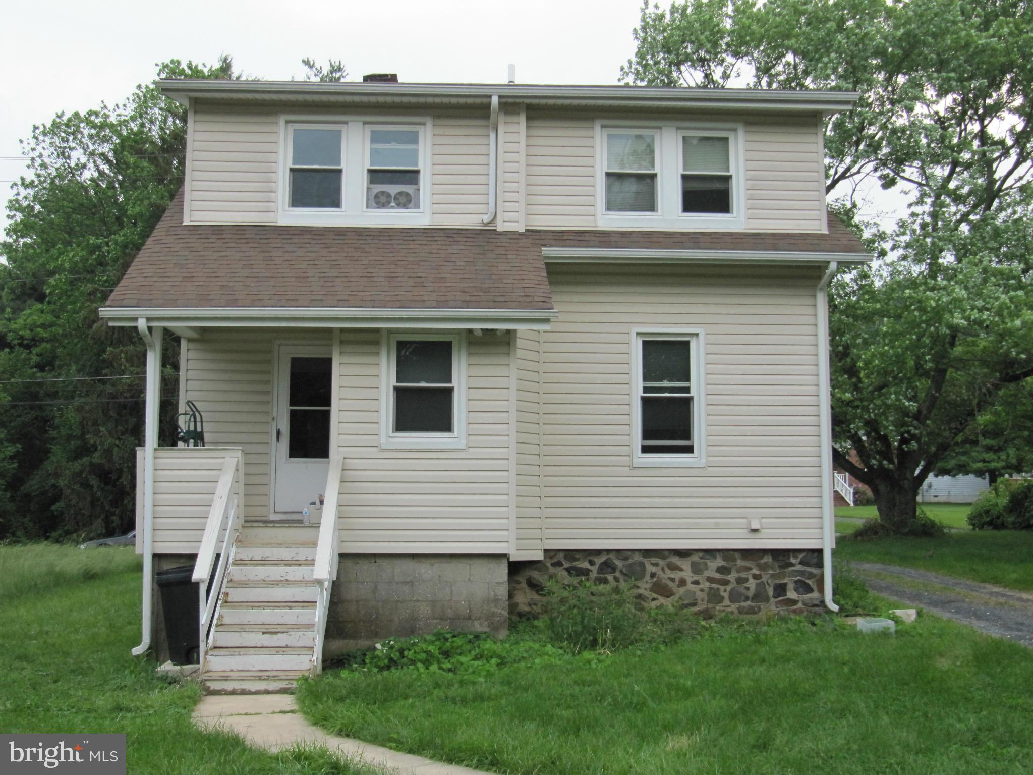 7516 Windsor Mill Road Baltimore, MD 21244 - Photo 14 of 15 Exterior (Rear)
