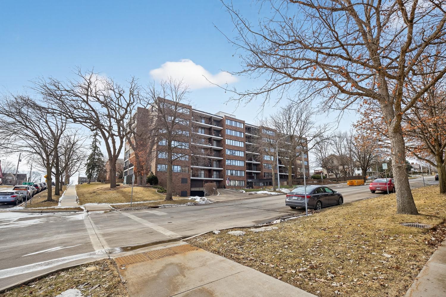 600 4th Street Southwest, Unit 408 Rochester, MN 55902 - Photo 43 of 44