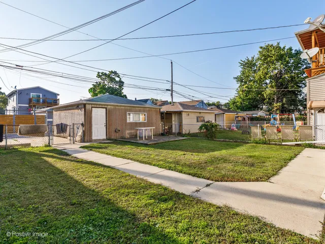 $424,900 | 2712 North Oak Park Avenue, Chicago, IL 60707