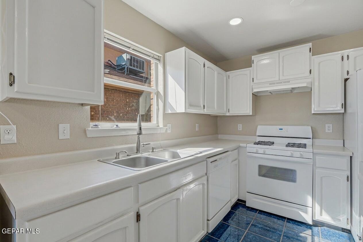 12604 Crystal Ridge Street El Paso, TX 79938 - Photo 43 of 44 13-web-or-mls-IMG_2994