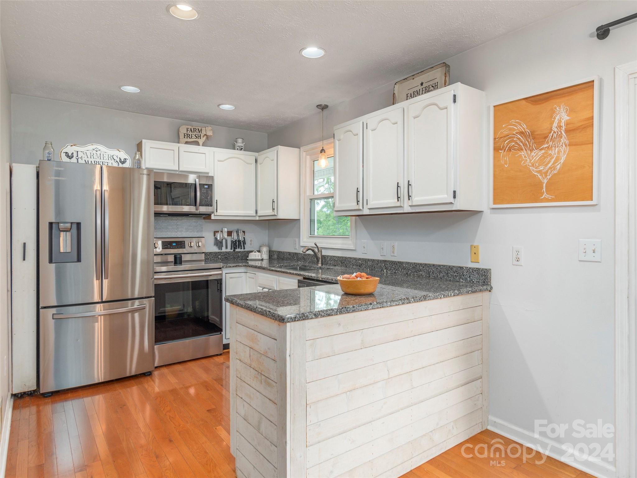 578 Hilltop Farm Road Canton, NC 28716 - Photo 15 of 41 Gallery Image 15