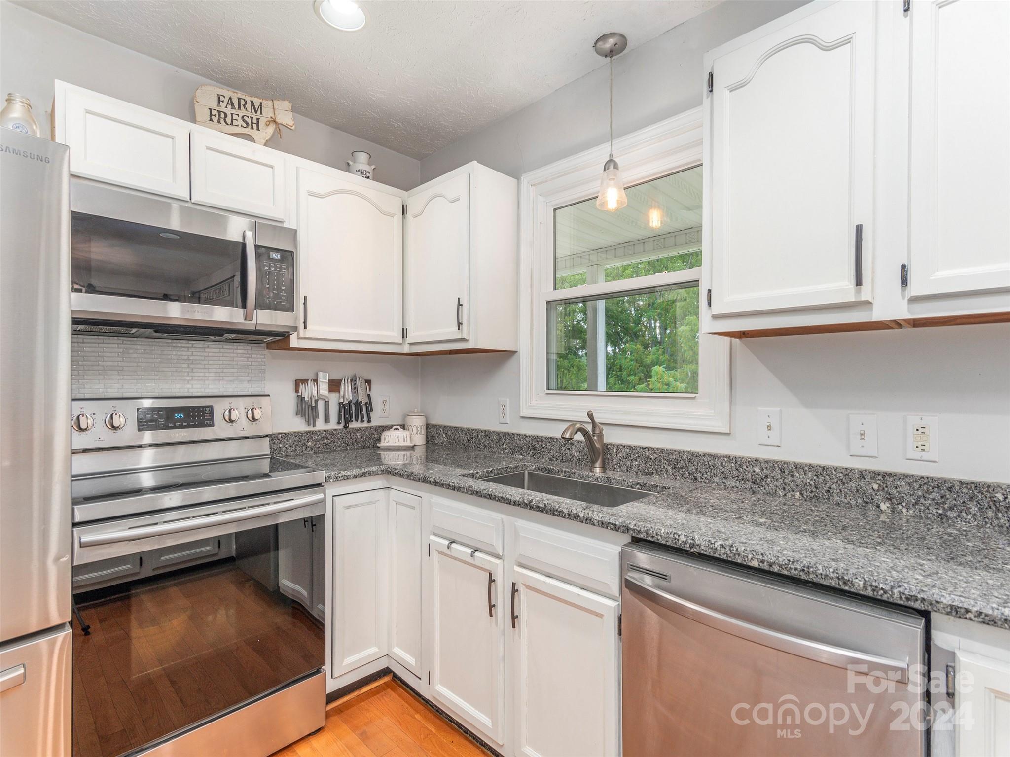 578 Hilltop Farm Road Canton, NC 28716 - Photo 16 of 41 Gallery Image 16